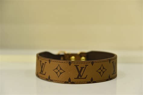 louis vuitton halsband hund|Meer.